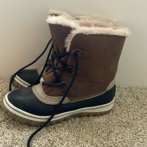 Women’s Steve Madden Stormer winter Boots Size 7